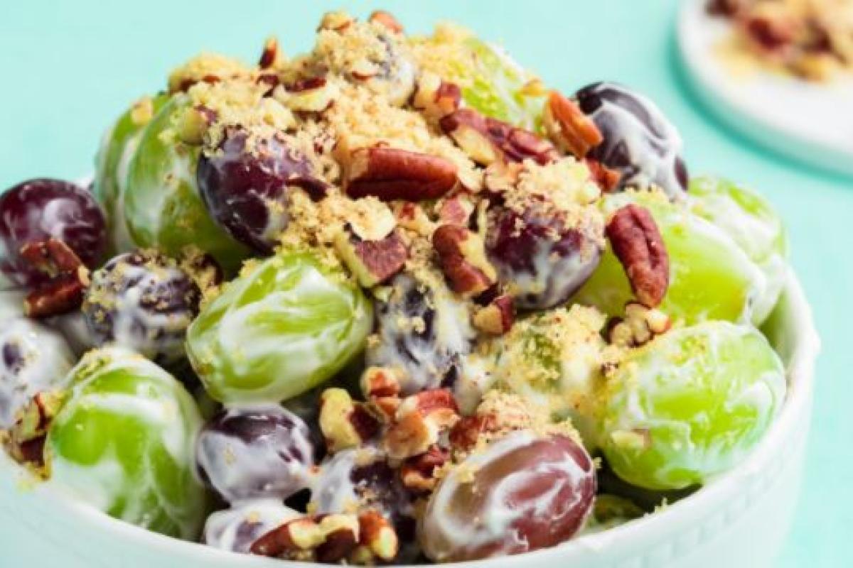 Grape salad