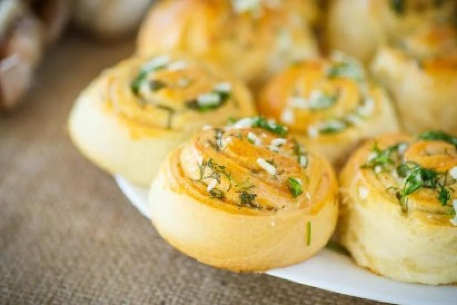 tea rolls