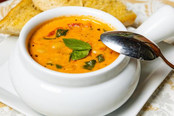 Tuscan Beans with Bread