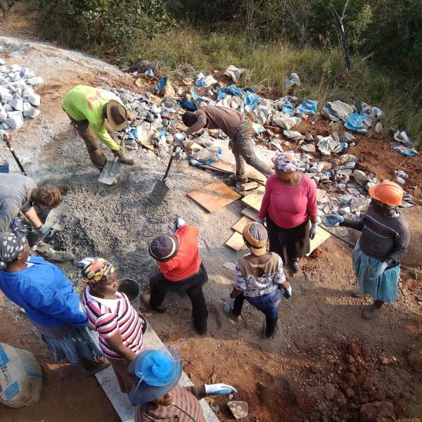 Community moving gravel