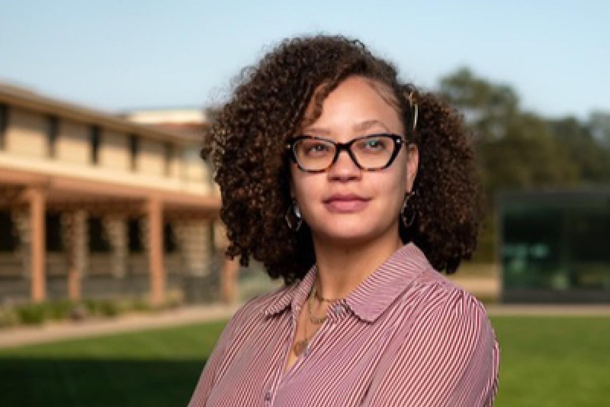 Briana Toole headshot