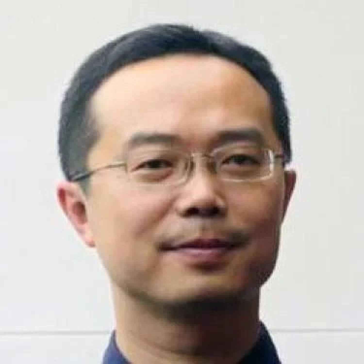 Chuan He Headshot
