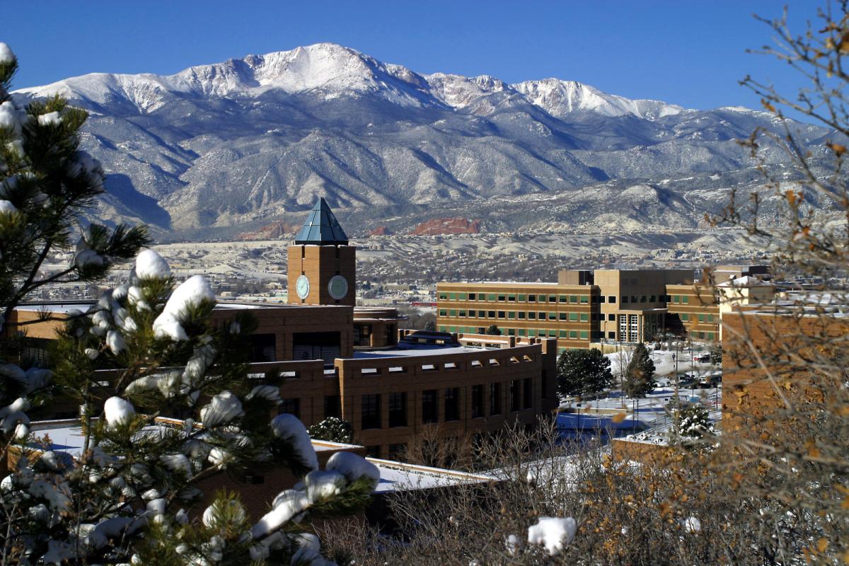 A view of the UCCS campus with Pikes Peak in the background