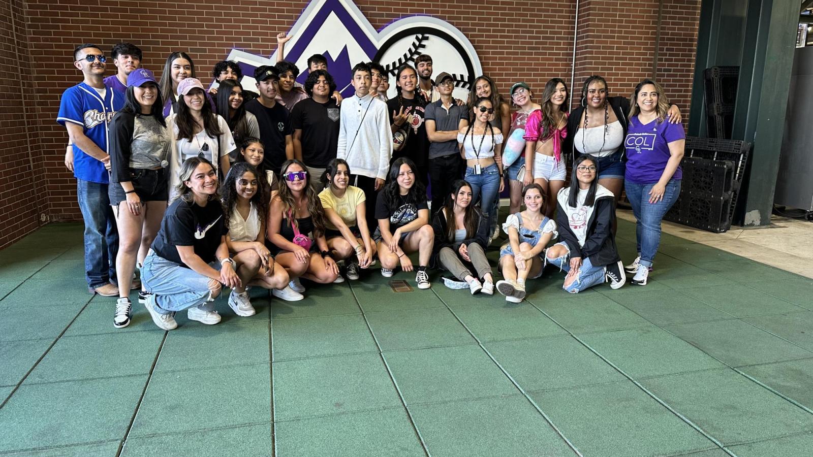 Group picture of Precollege students.