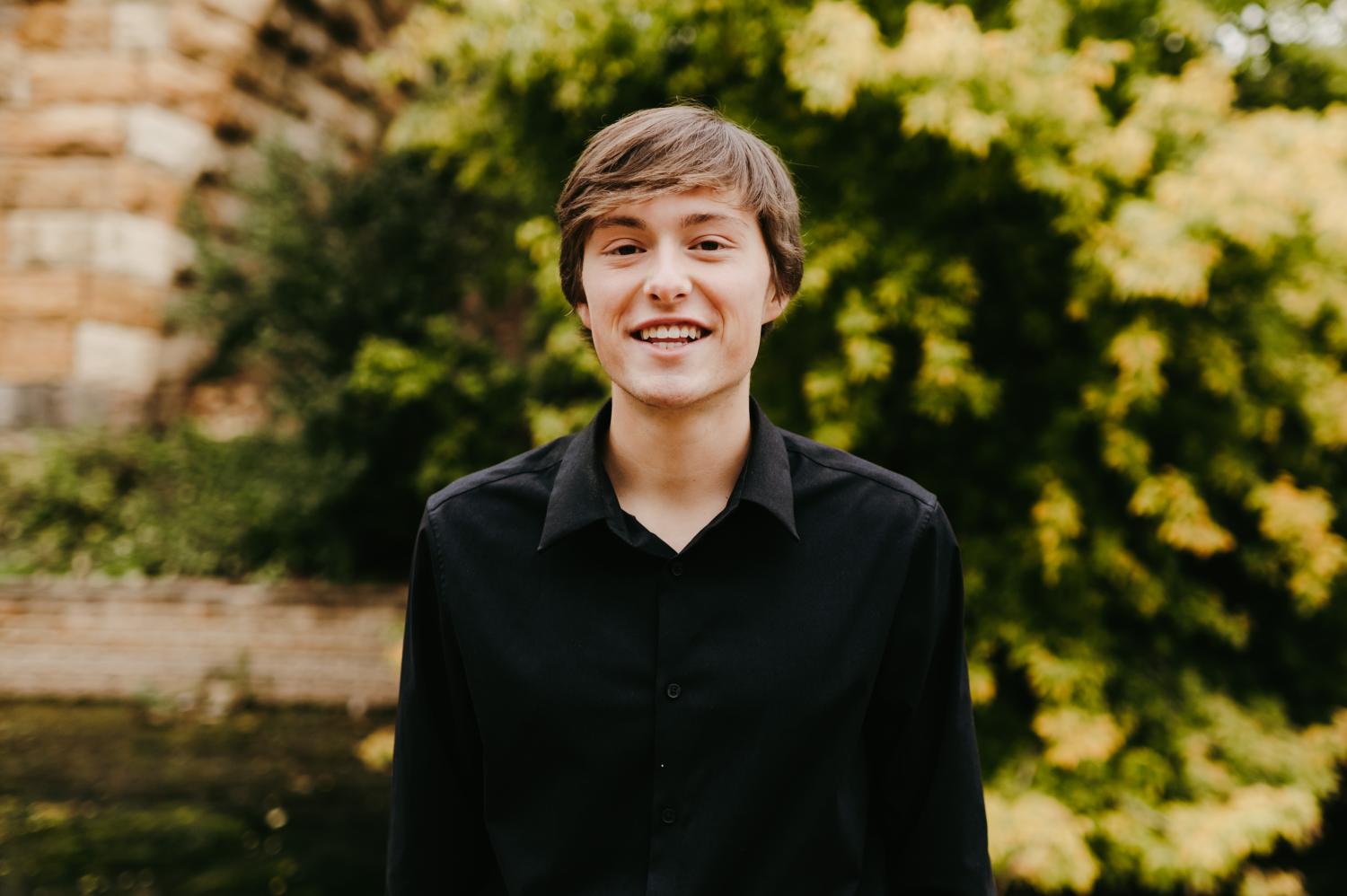 Nicholas Horton Headshot