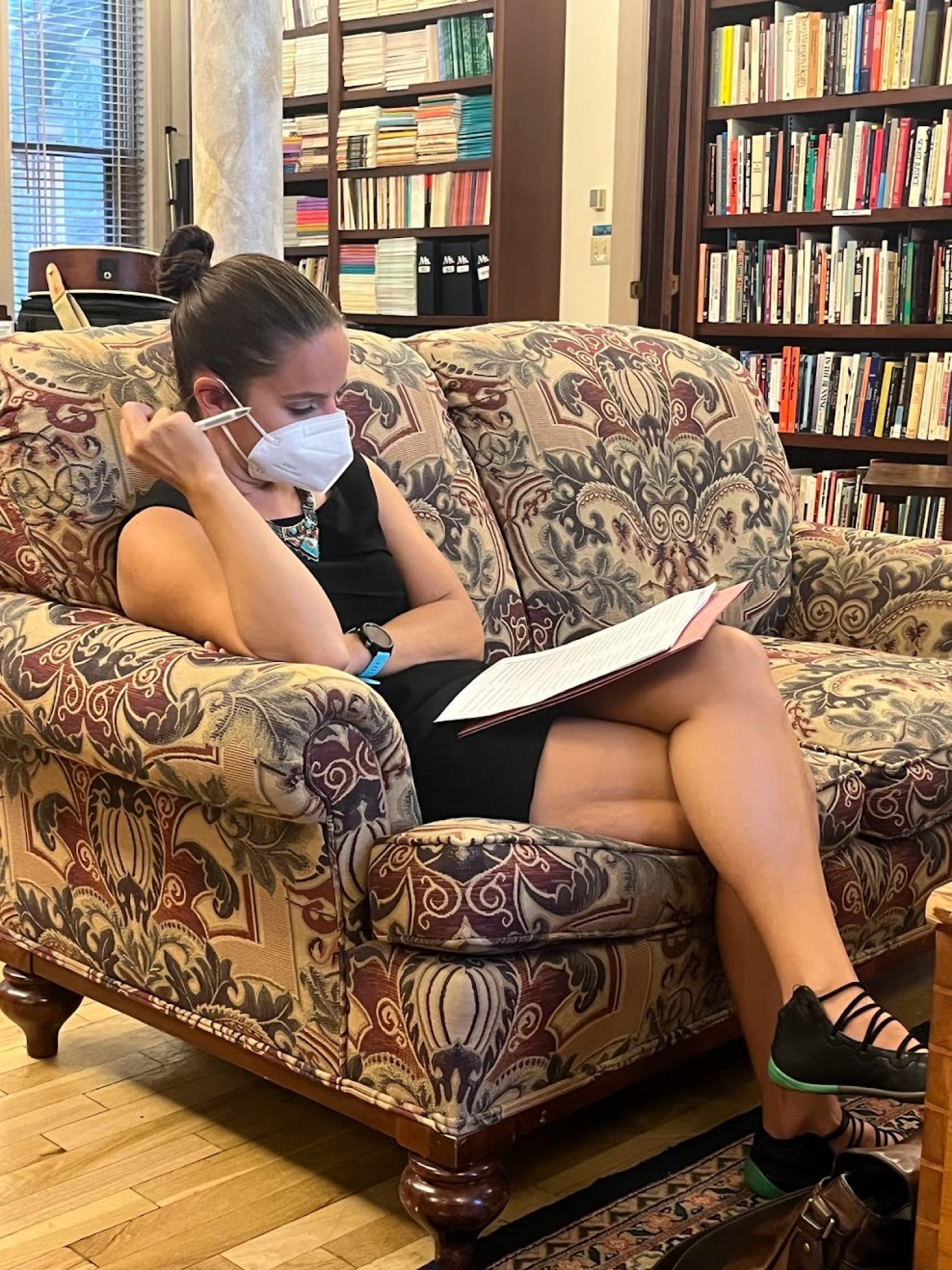 Dr. Sarah Imhoff at the text study led by Rabbi Lawson