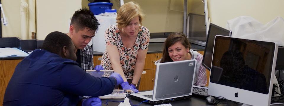 Heidi Day lab class