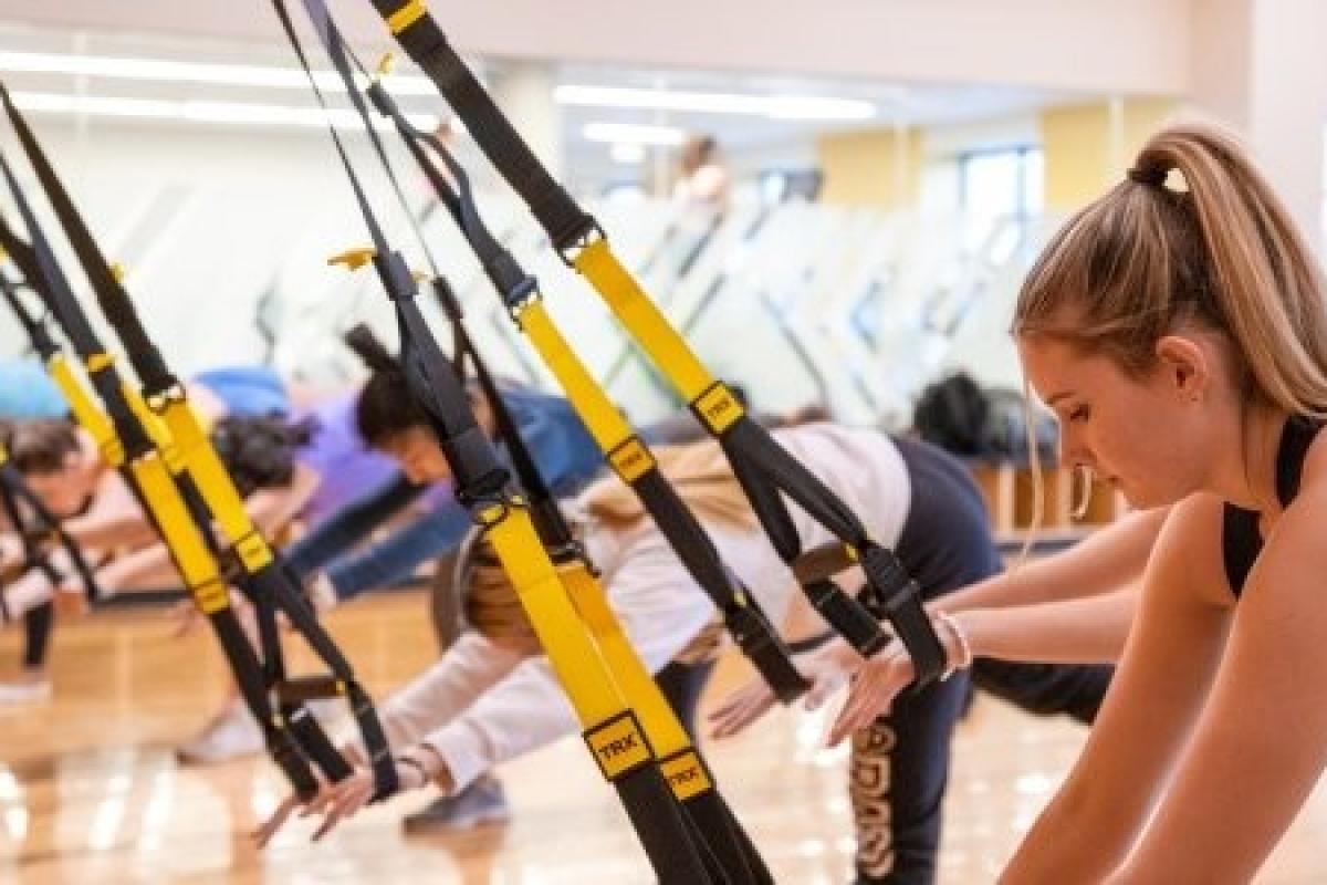 Students in a fitness class