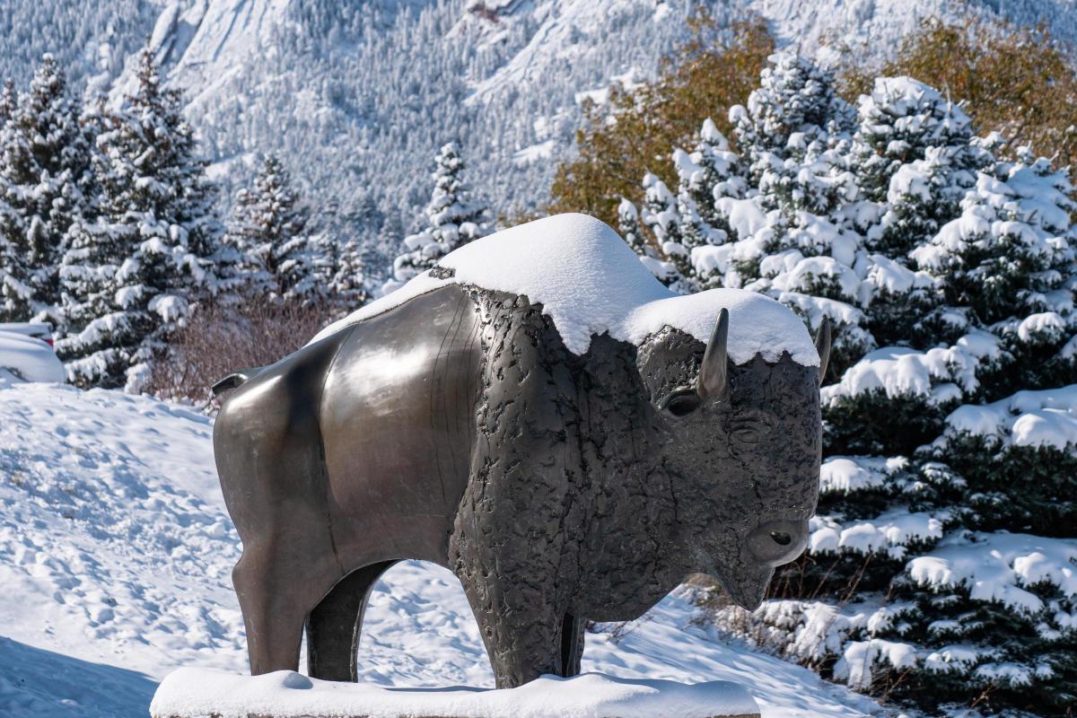 Ralphie statue