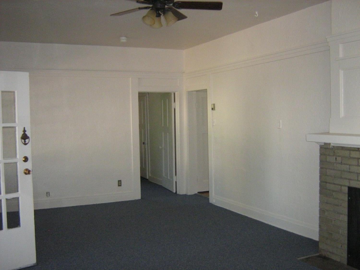 1510 13th street living room photo