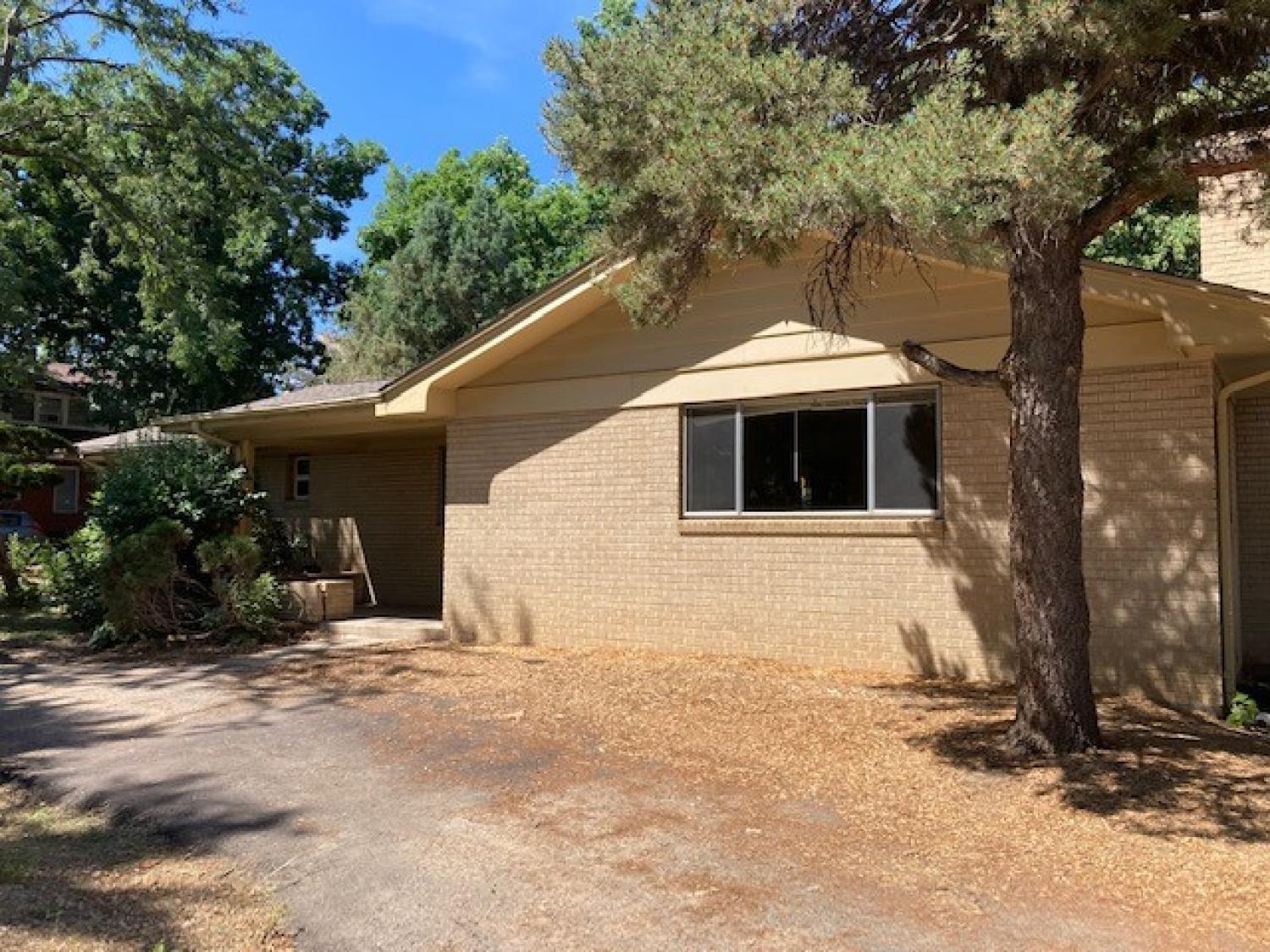 Outside of the house with Driveway