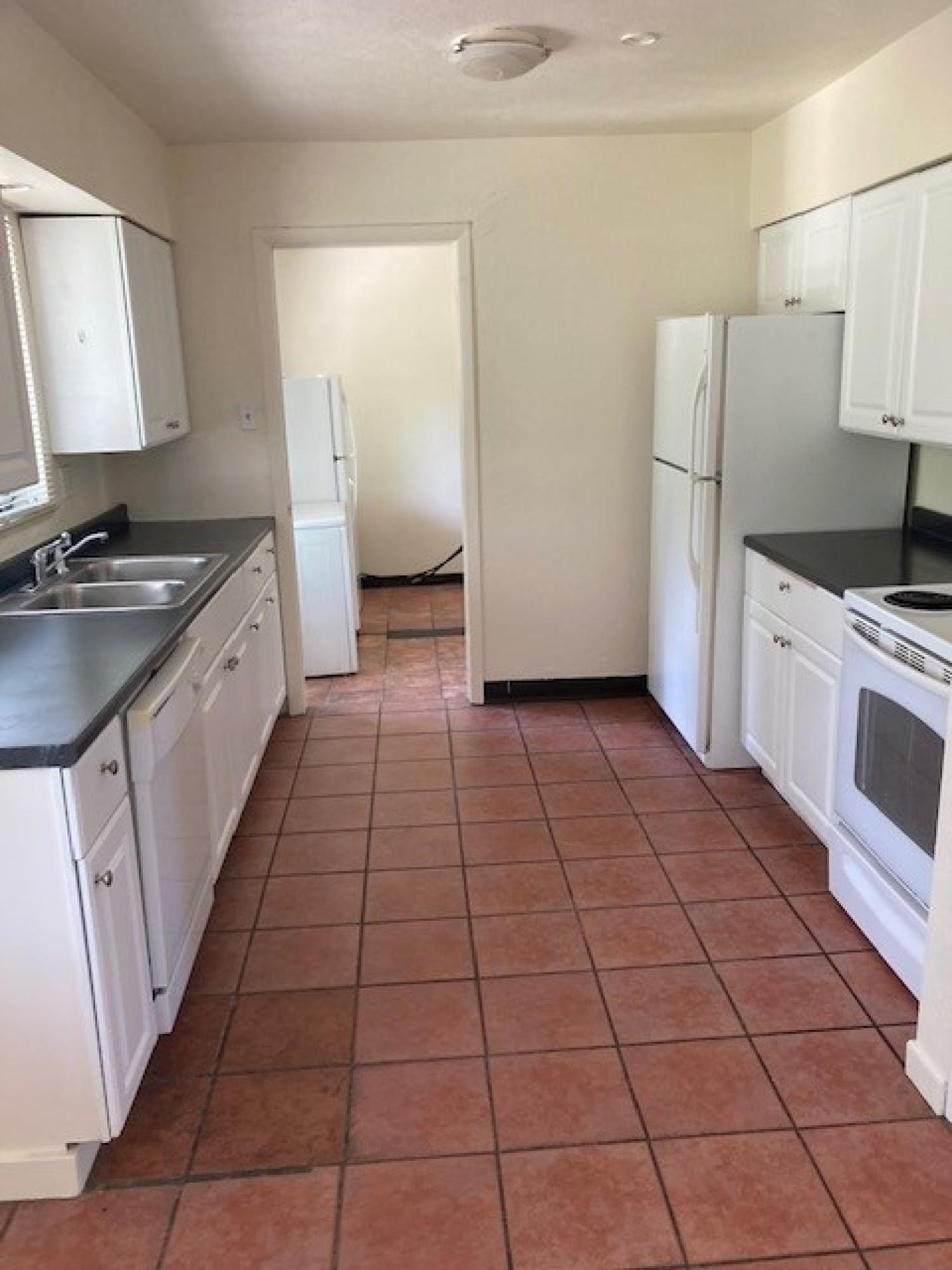 2705 colorado Kitchen
