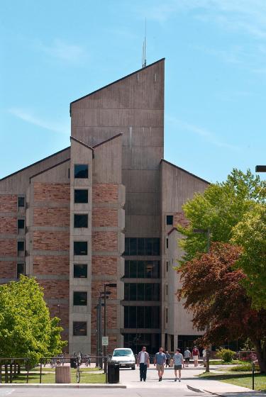 picture of engineering building CU Boulder main campus