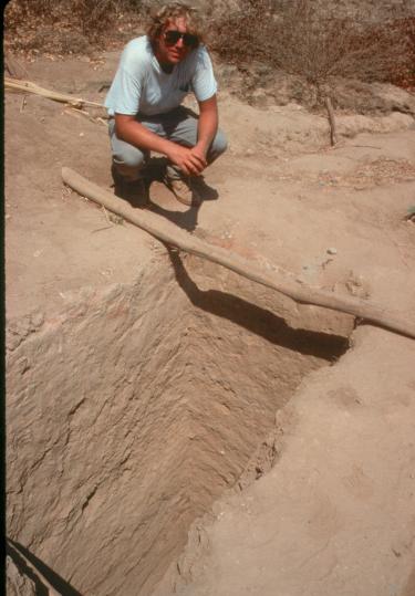 Dr. Arthur Joyce at Cerro de la Cruz in 1988