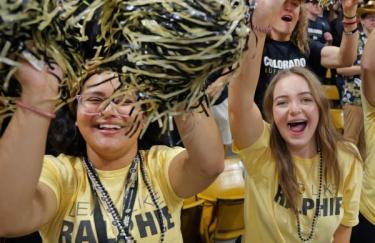 students cheering