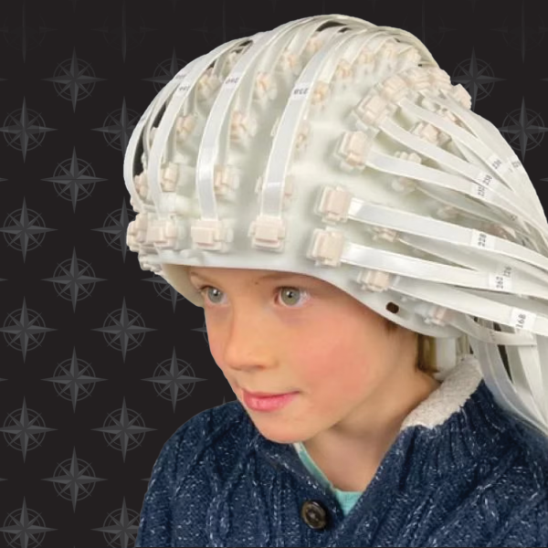 A child wears a helmet manufactured by FieldLine Inc. made up of more than 100 quantum sensors