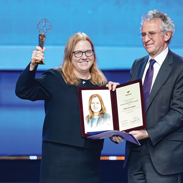 Kristi Anseth receives the VinFuture Special Prize for Women Innovators