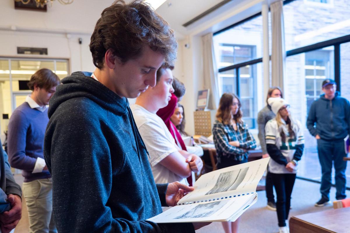 Students attending Special Collections class