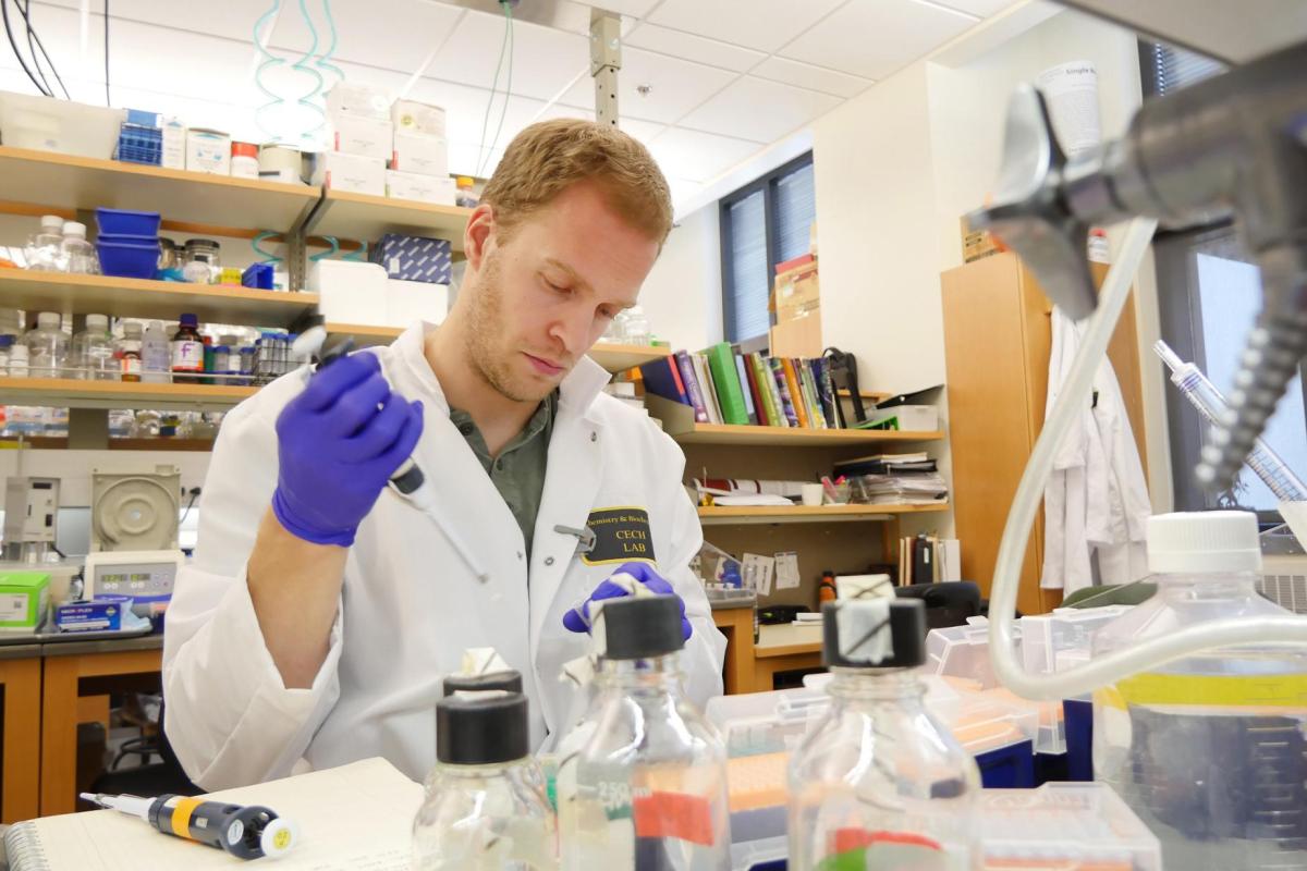 Grad student in lab