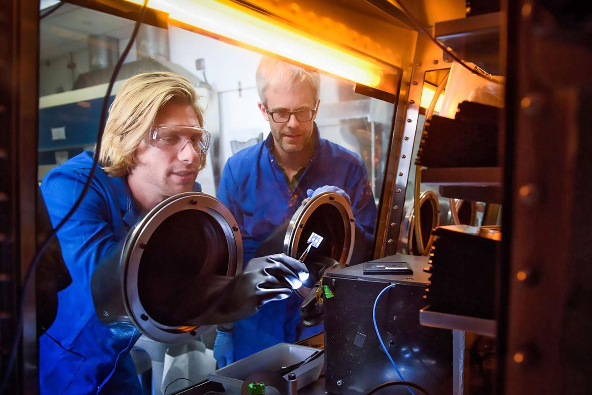 National CU Boulder-led consortium aims to enable the commercialization of perovskite-silicon tandem solar cells