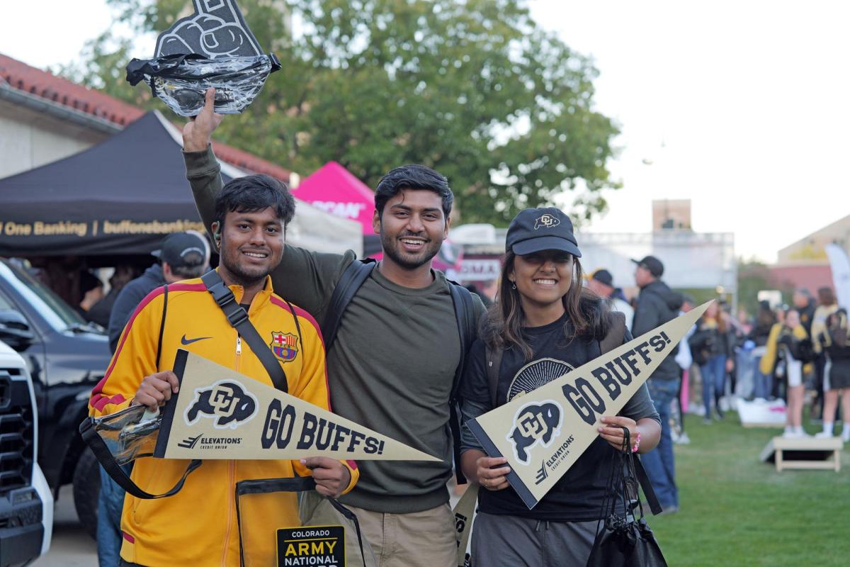 Students celebrating family weekend