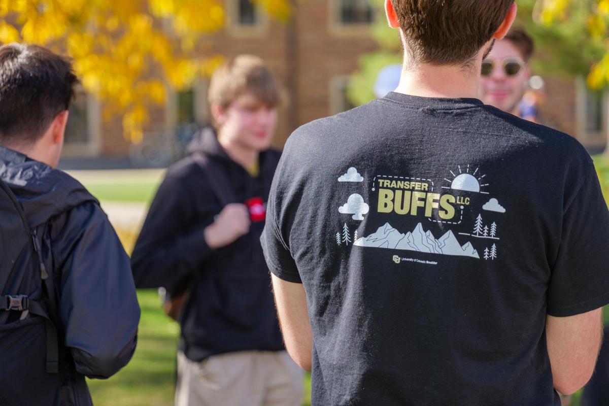 Transfer students meeting outside
