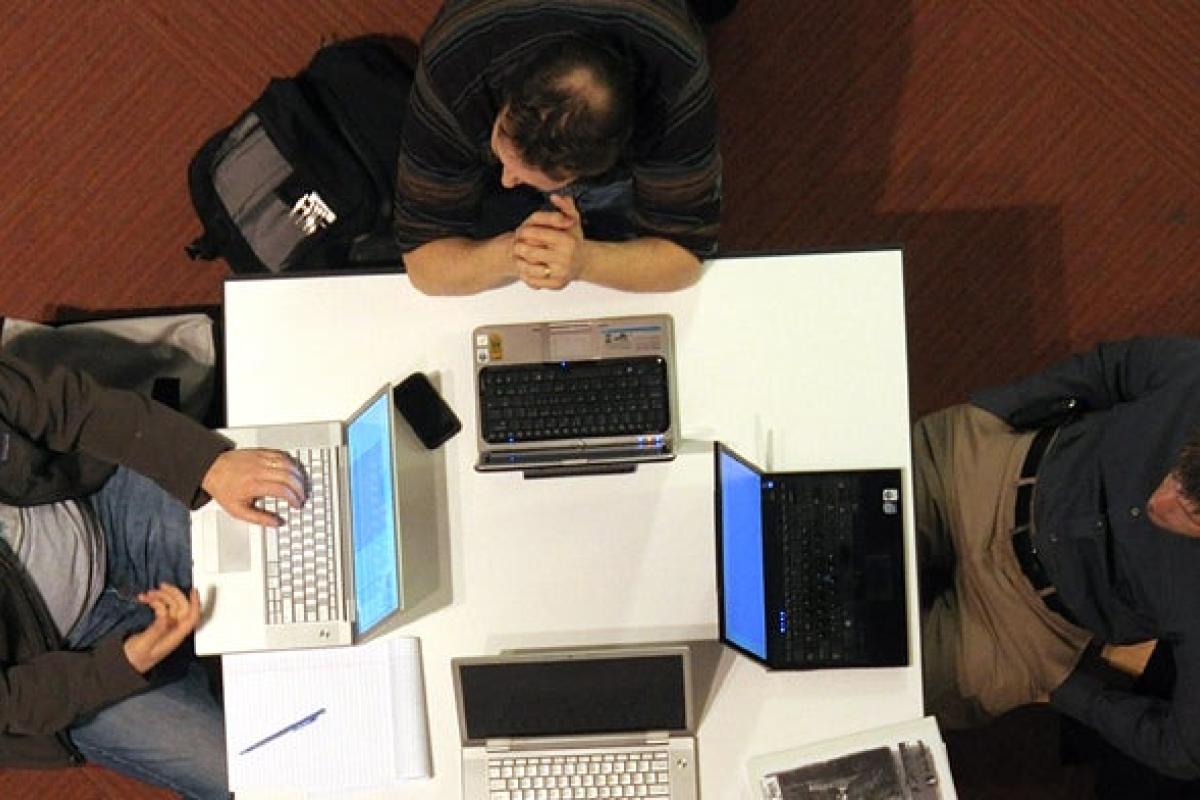 Overhead view of business meeting
