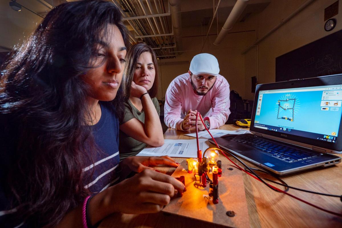 Students testing in CU Boulder PHET lab