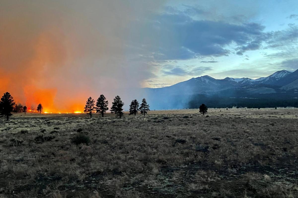 View of the Tunnel Fire seen from Bonito Park on April 19, 2022