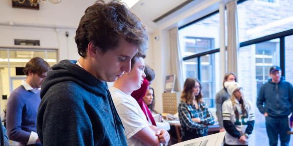 Students attending Special Collections class