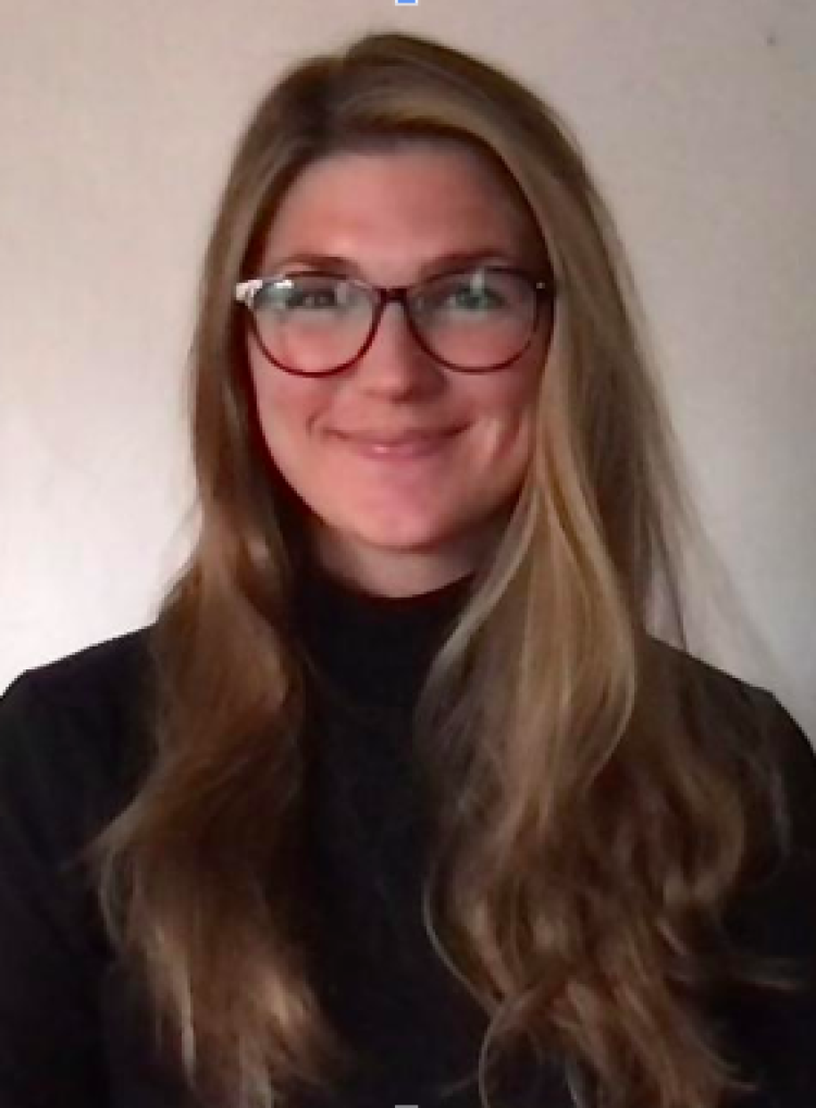 Headshot of fourth year Claire Ducatte