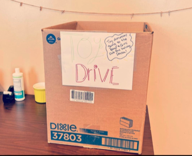 Toy drive box