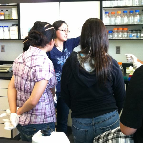 Randi reviews how colorful pigments are extracted from plant tissues. Northeast Upward Bound Program, June 21, 2011