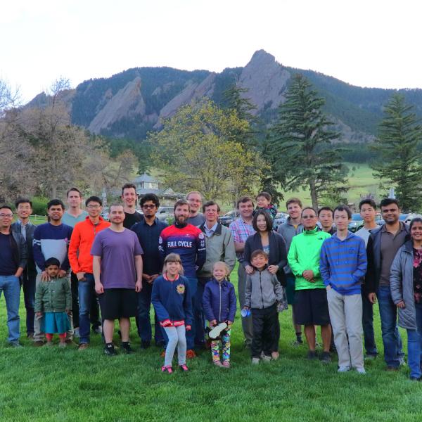 Hiking and picnic in Chautauqua Park in May 2019