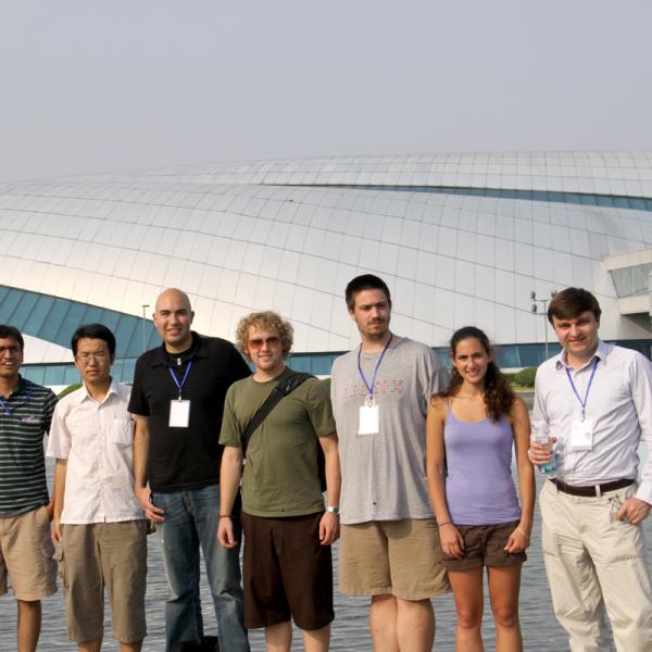 Ivan Smalyukh and his research group in Shanghai during I-CAMP 2009 in China