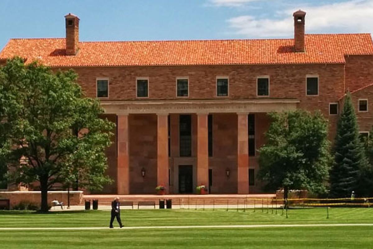 sunny view of Norlin Library