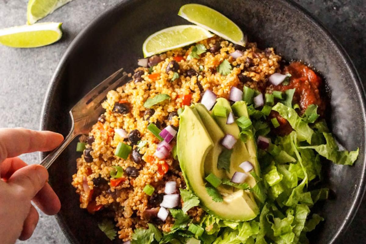These Instant Pot Quinoa Burrito Bowls are an easy and healthy make-ahead meal loaded with fiber and protein. This recipe is a great make-ahead meal to prepare over the weekend, You can enjoy it right away when it’s warm, then have lunch ready-to-go for three more days next week.