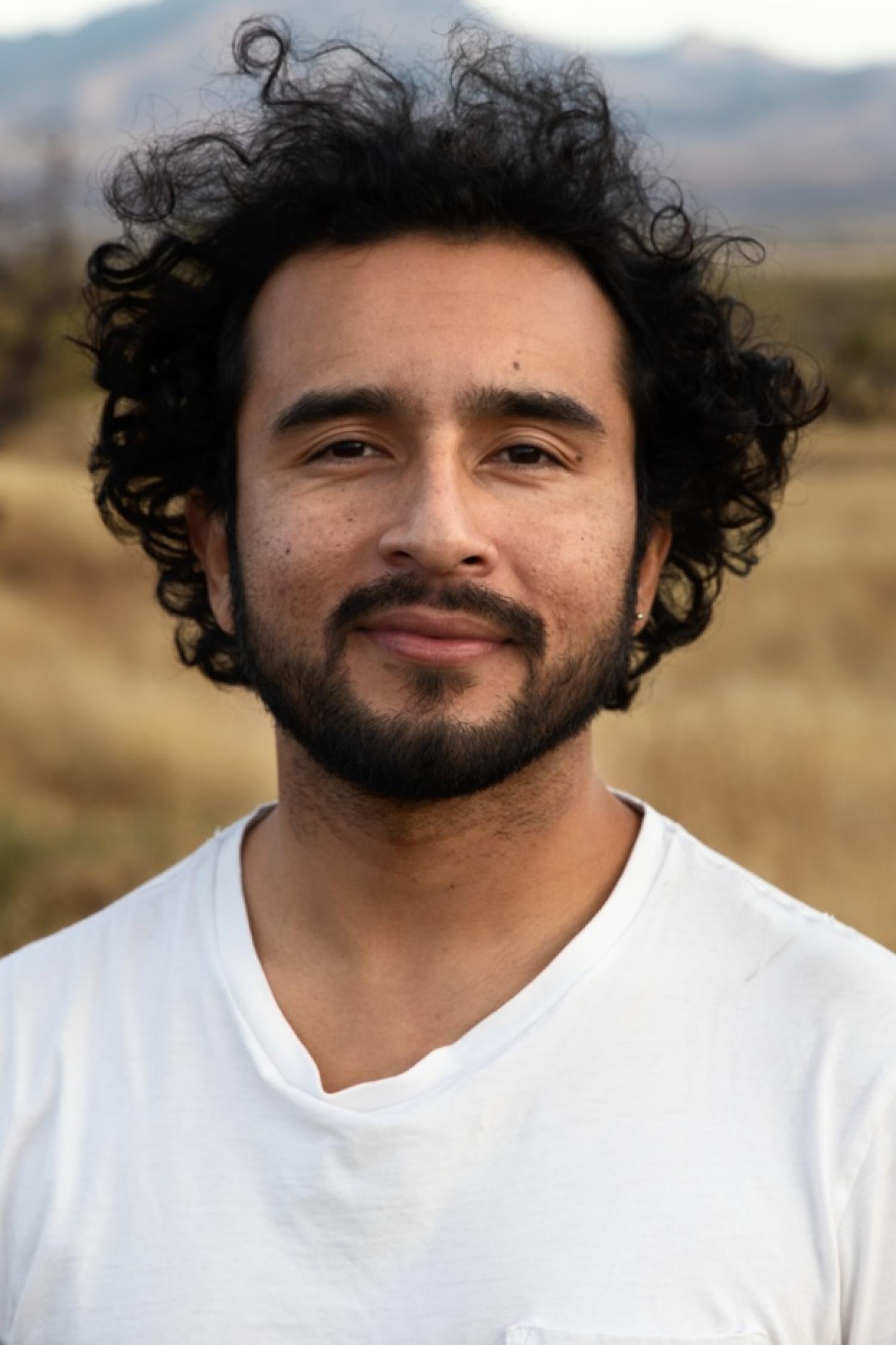 Headshot of Javier Zamora