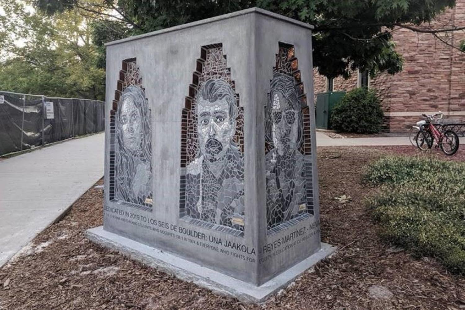 Los Seis Sculpture