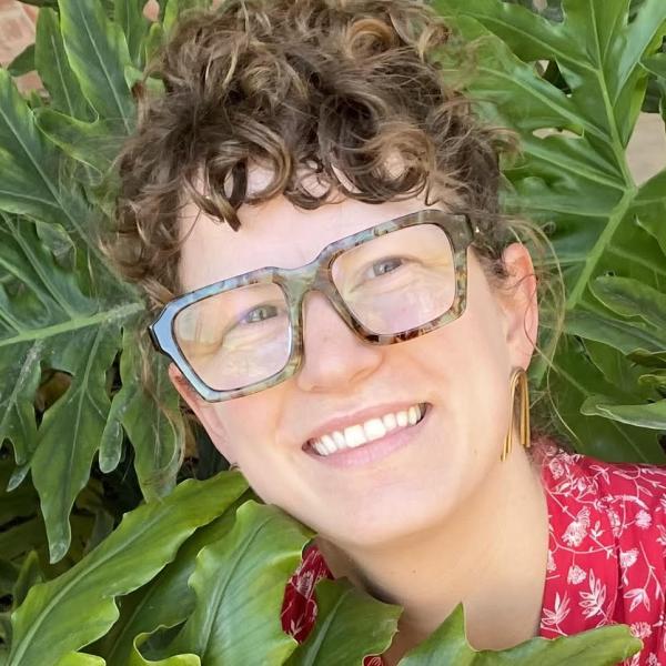 A photo of Katie Leonard.