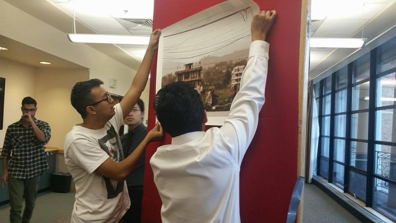 Exhibit photo display