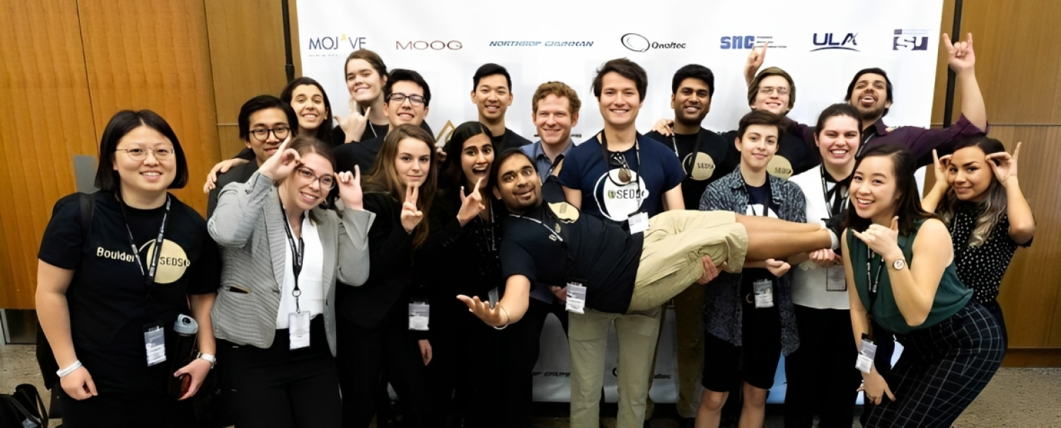 SEDS members posing at Space Vision conference