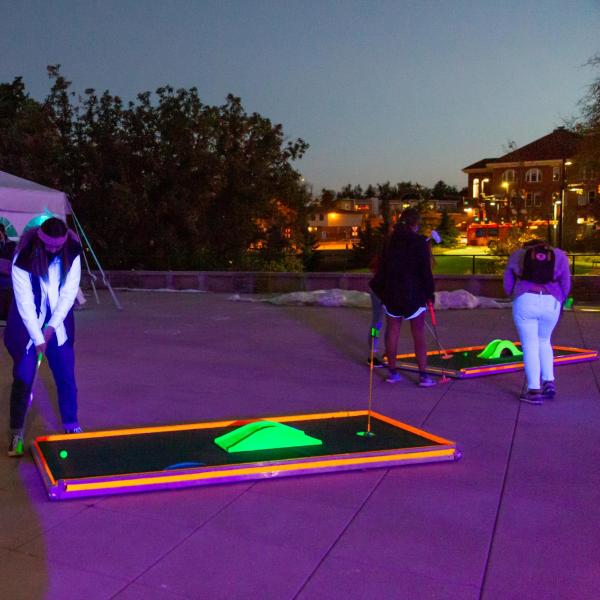 UMC Glow Games