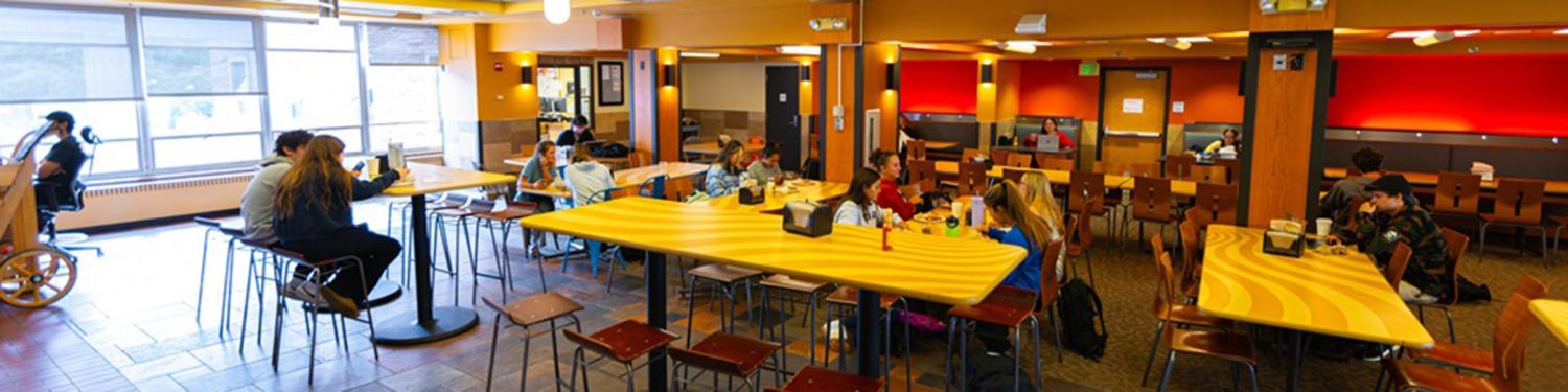 Students eating at Libby Dining