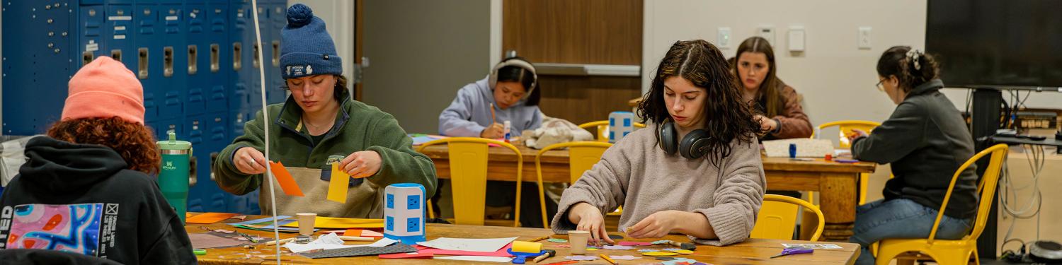 Students at a DIY Nights event