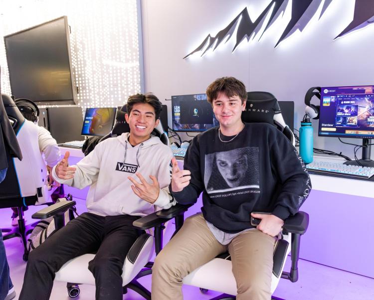 Gaming Lounge