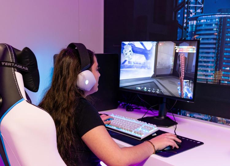 Gaming Lounge