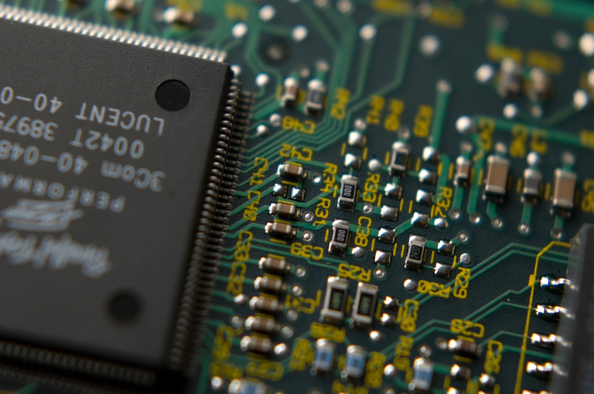 AI may soon predict how electronics fail | CU Boulder Today ...