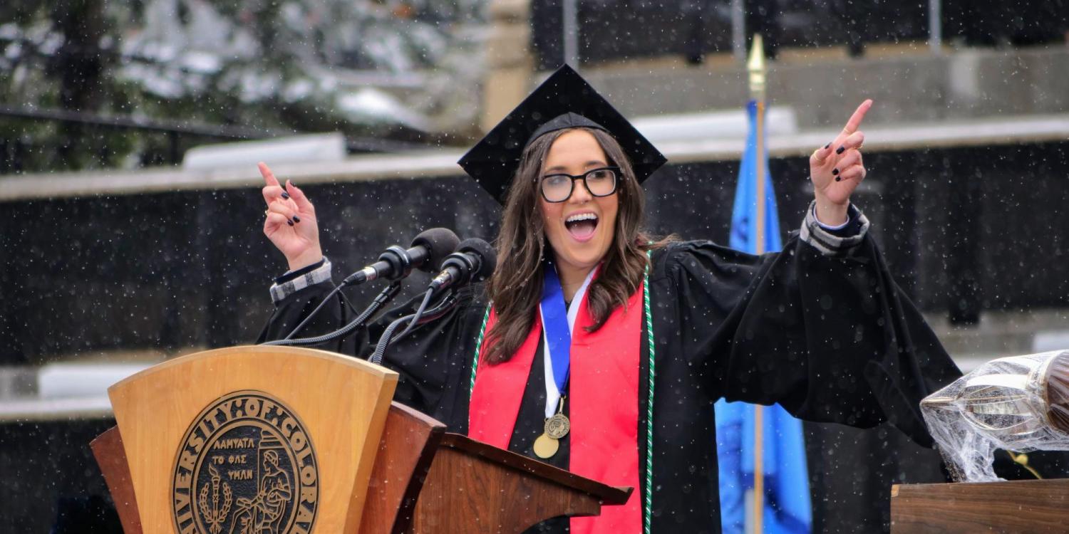 Savannah Sellers delivers commencement address in snow