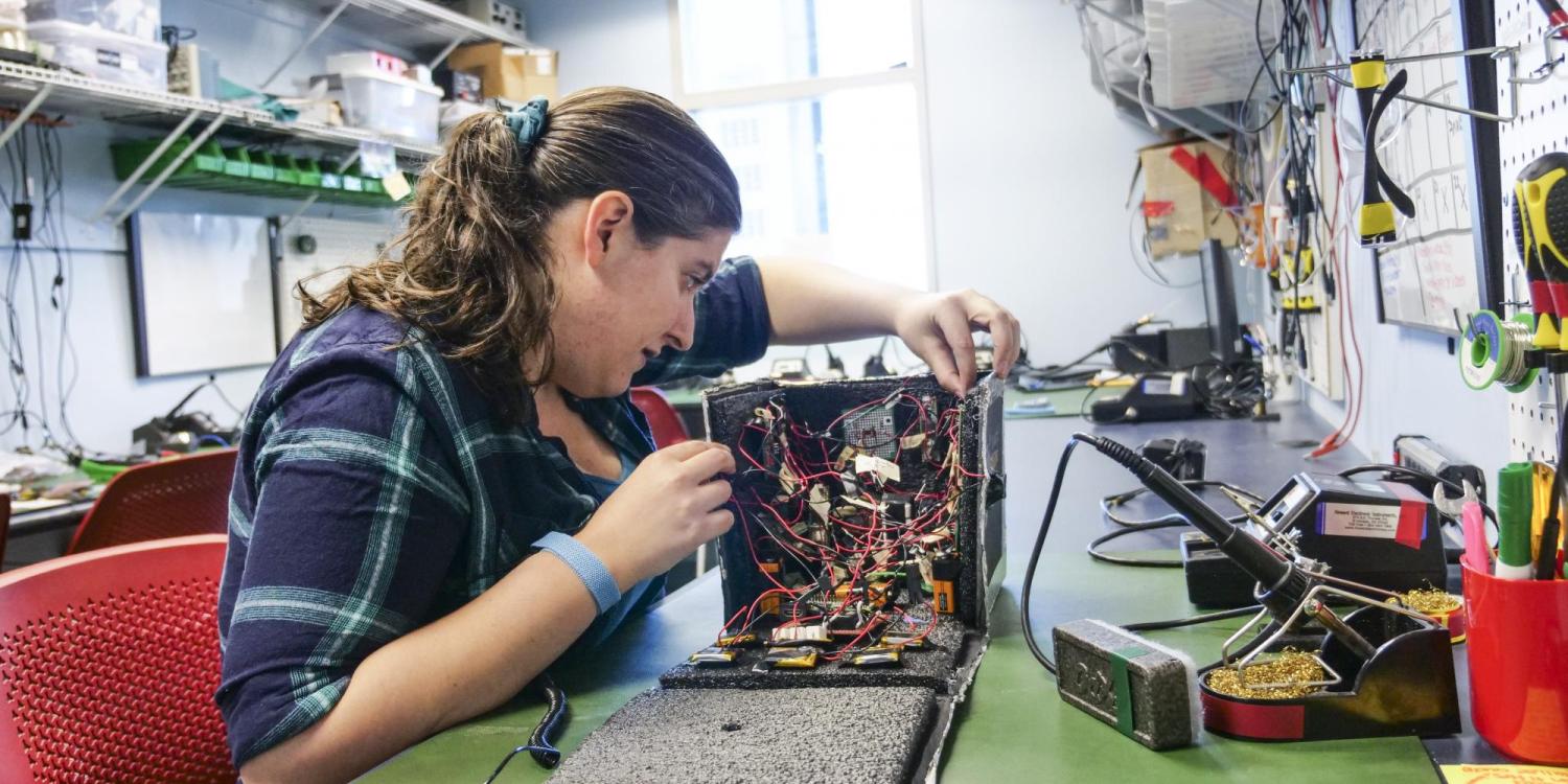 Jamie Principato works on her research project